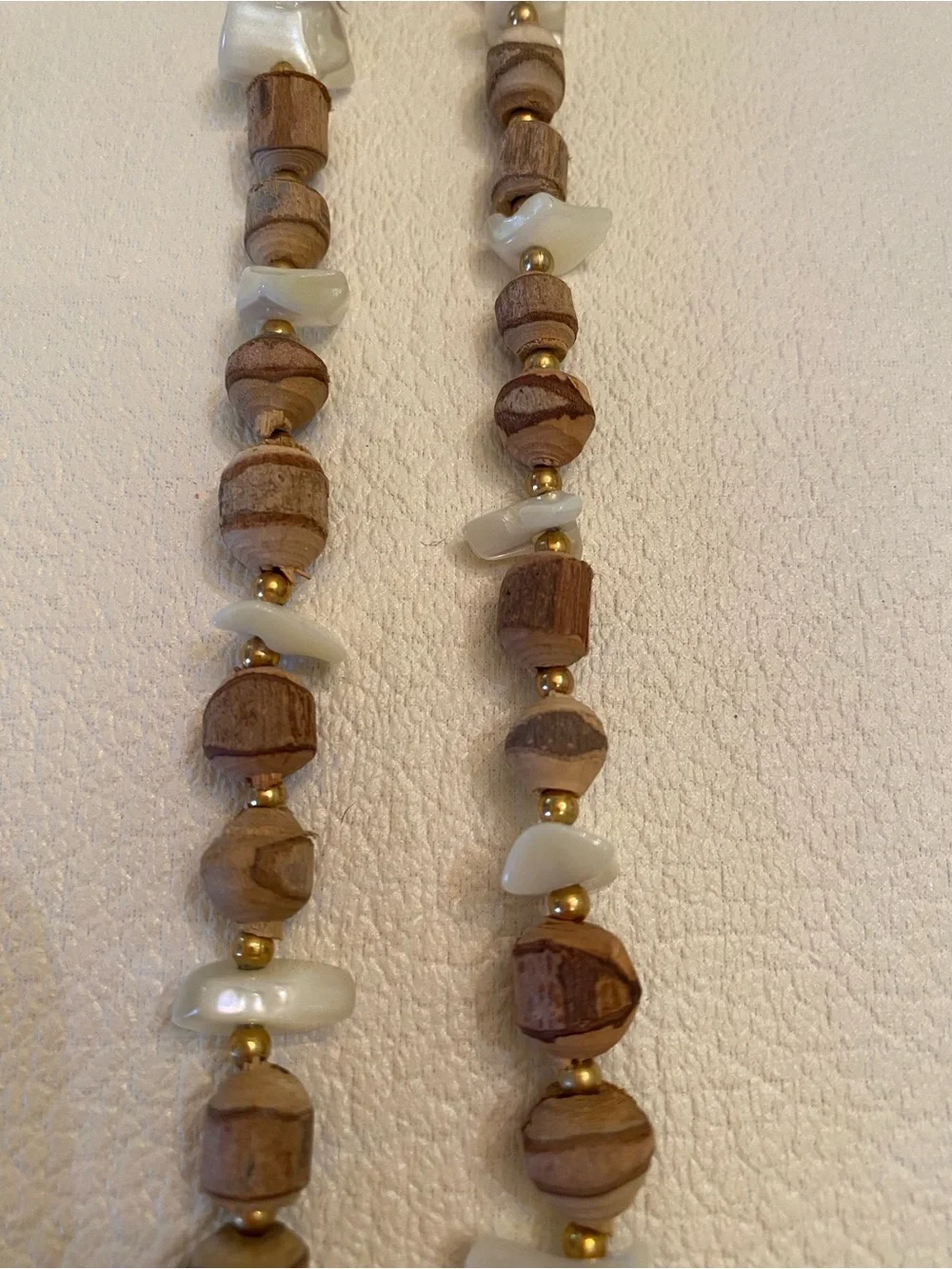 Vintage Natural Wooden Beads w Mother of Pearl Chip & Gold Tone Beads Necklace